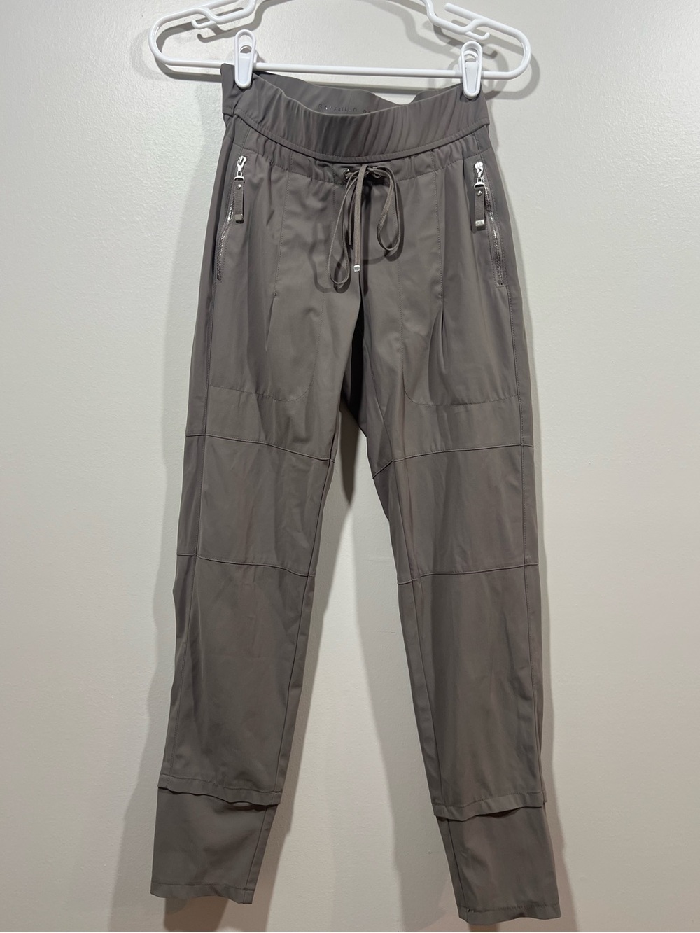 Raffaello Rossi Women’s Grey Taupe Candy Pants XS